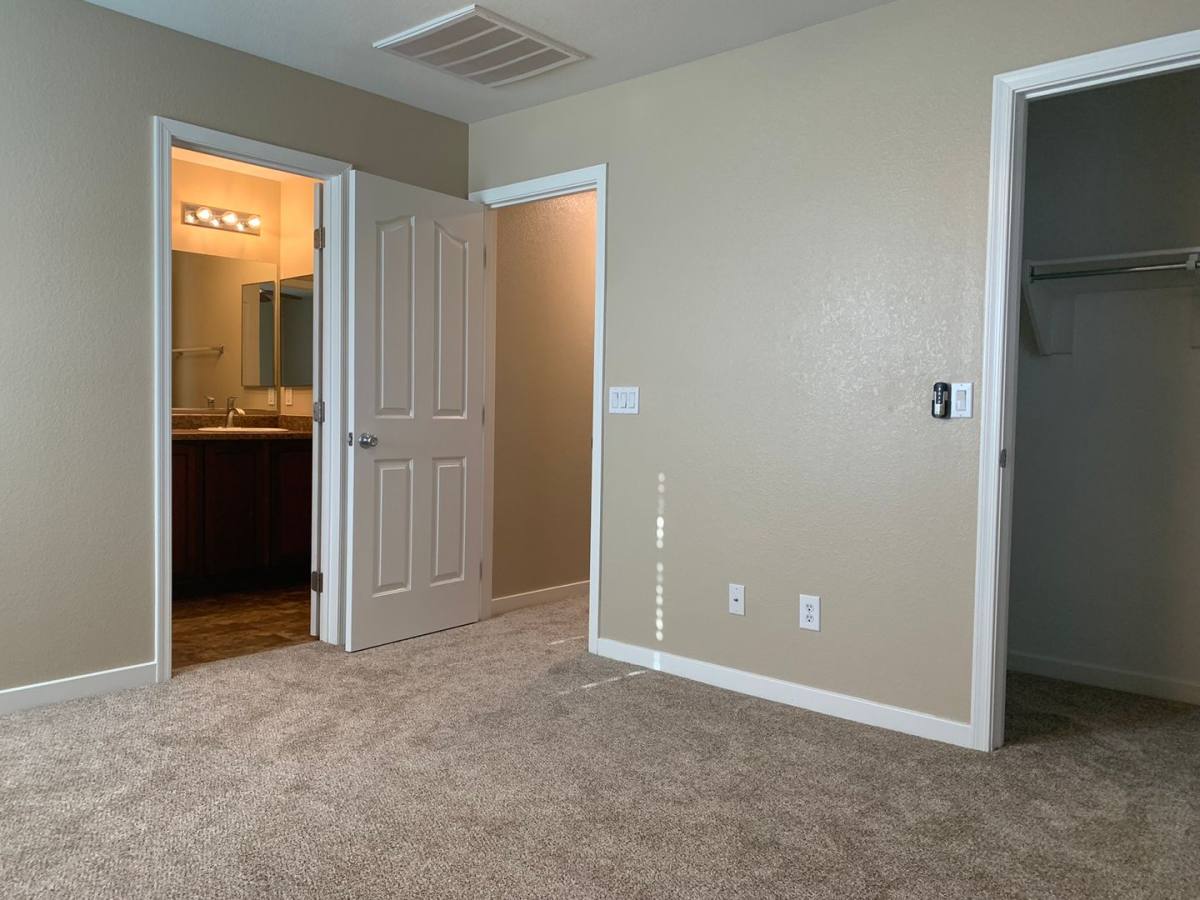 Townhouse for rent at 1265 S Aaron, Mesa, AZ 85209