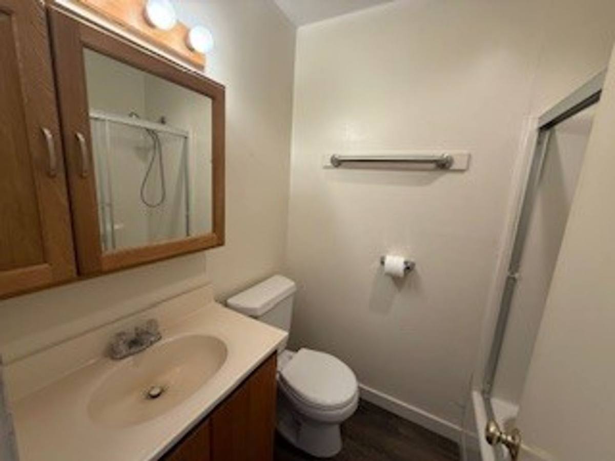 Apartment for rent at 1127 S 10th St, Coos Bay, OR 97420