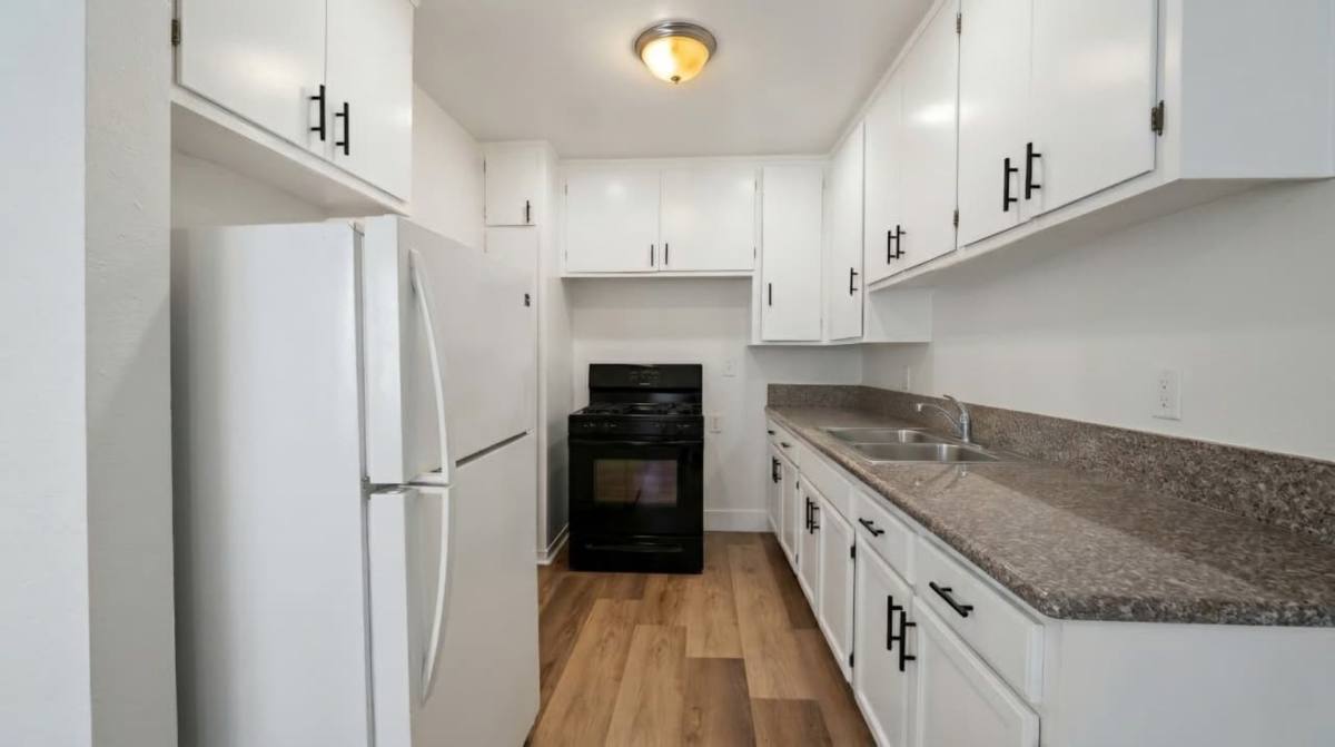 Apartment for rent at 3838 Gibraltar Ave, Los Angeles, CA 90008
