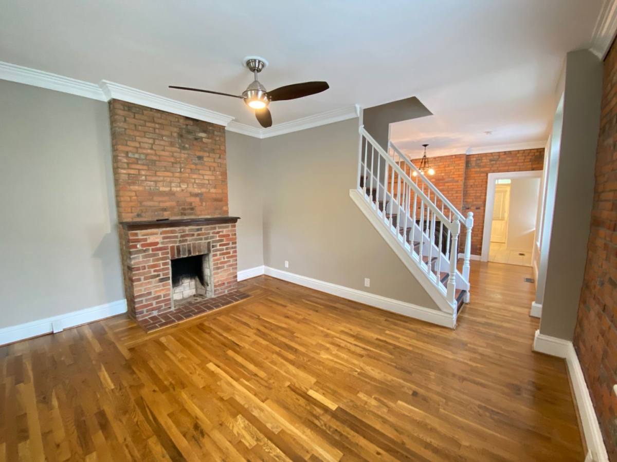 House for rent at 42 E 3rd Ave, Columbus, OH 43201