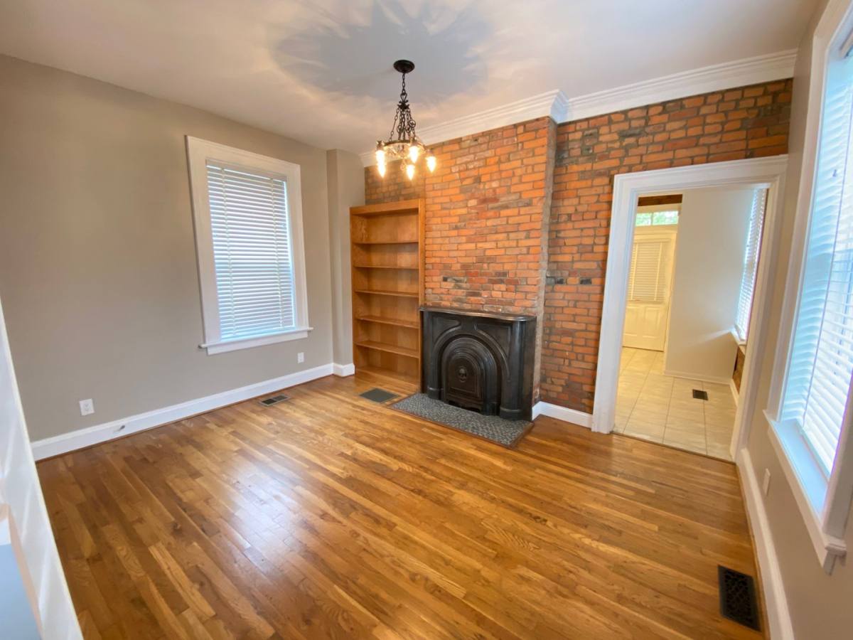House for rent at 42 E 3rd Ave, Columbus, OH 43201