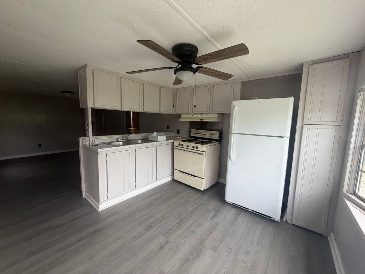 House for rent at 1110 Walton St #12, New Iberia, LA 70560