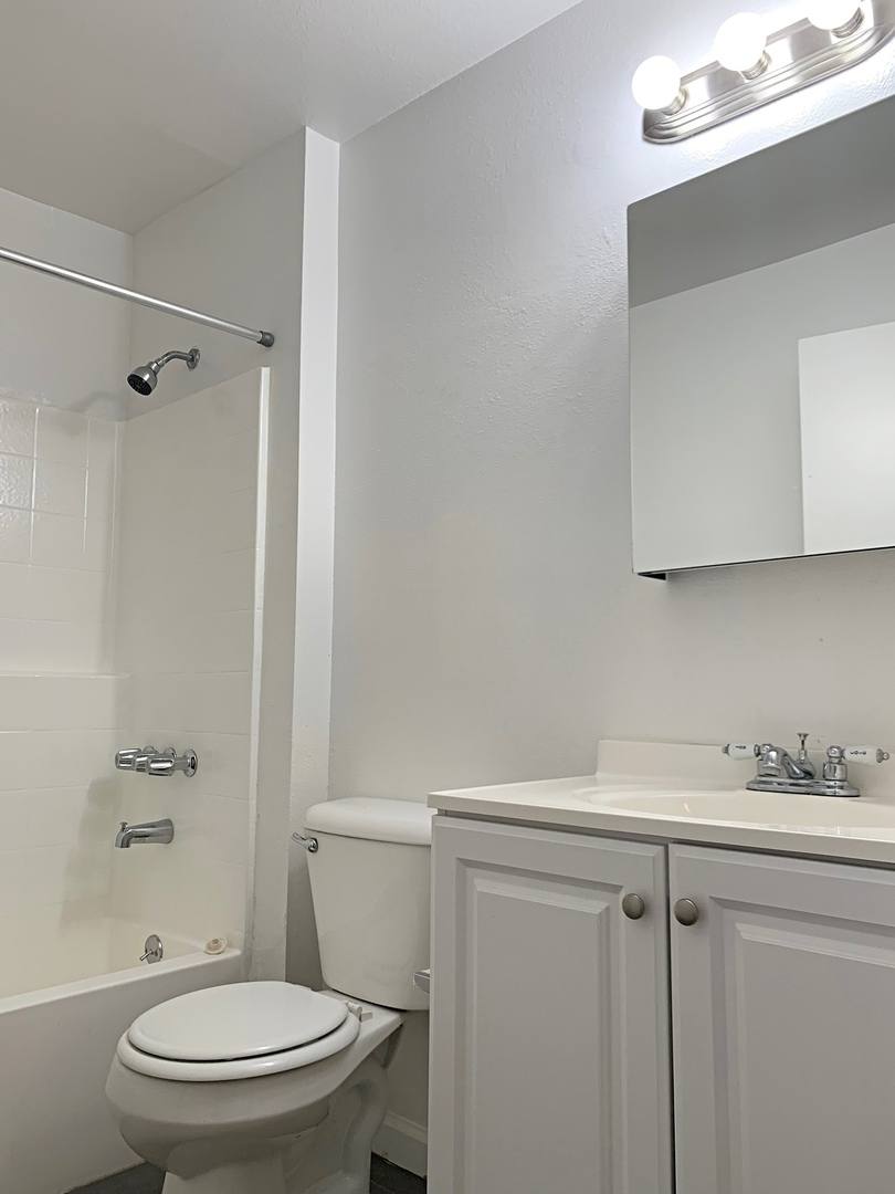 Apartment for rent at 5011-5015 Monte Vista St, Los Angeles, CA 90042