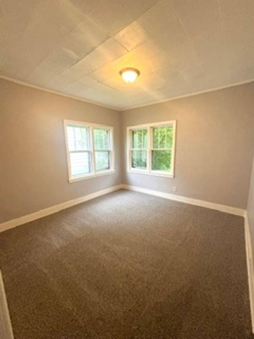 House for rent at 2304 Lafayette St, Waterloo, IA 50703