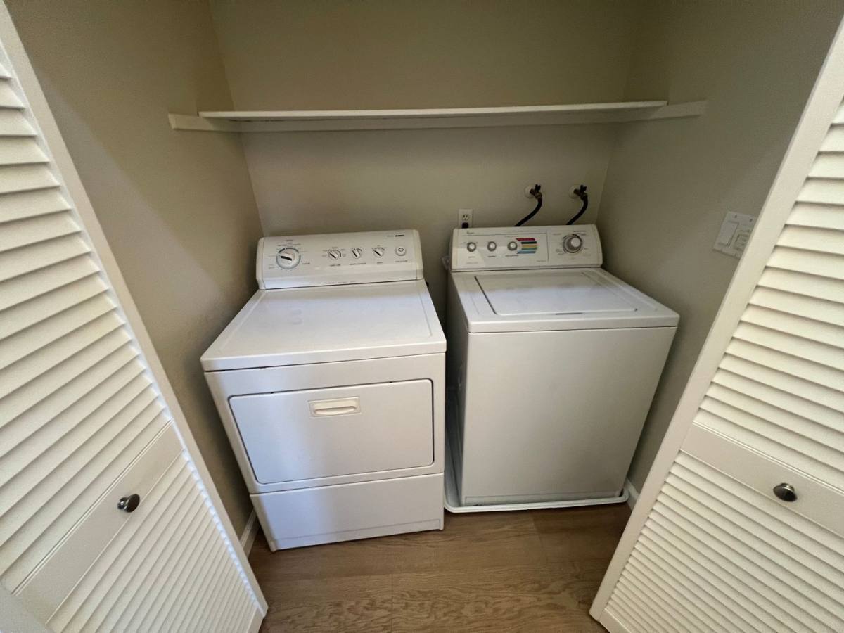 Townhouse for rent at 113 Monte Villa Court, Campbell, CA 95008