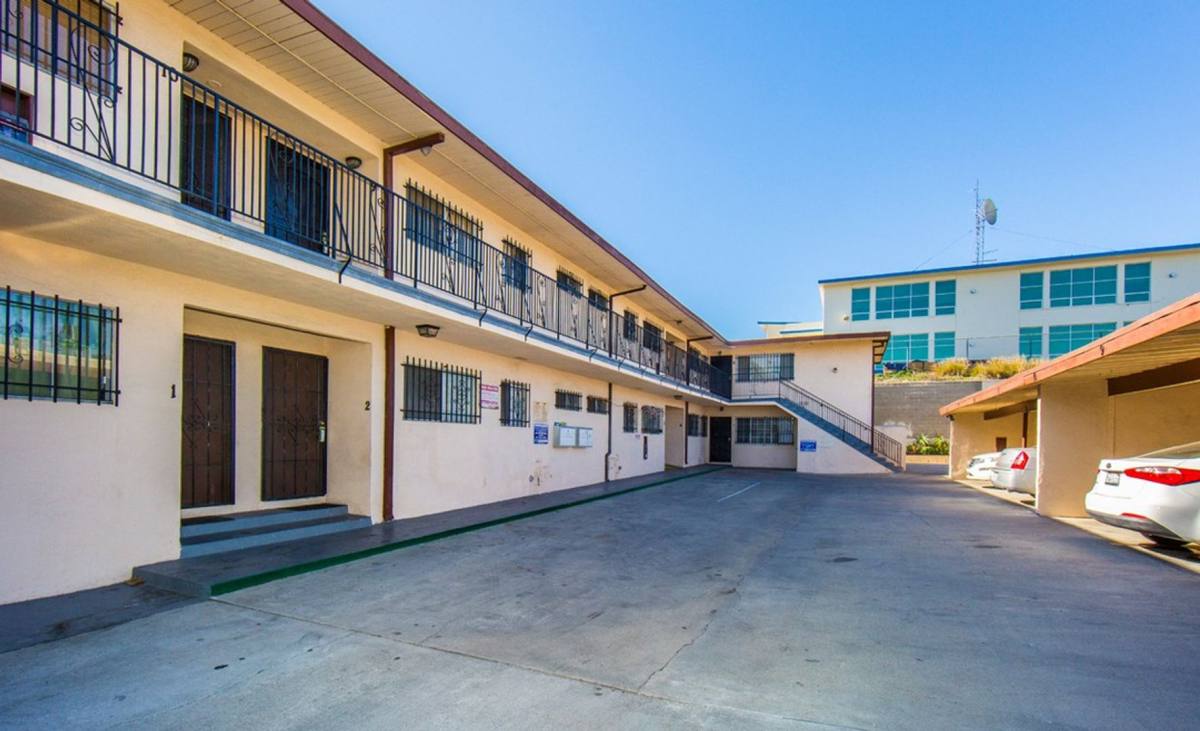 Apartment for rent at 11421 S Normandie Ave, Los Angeles, CA 90044