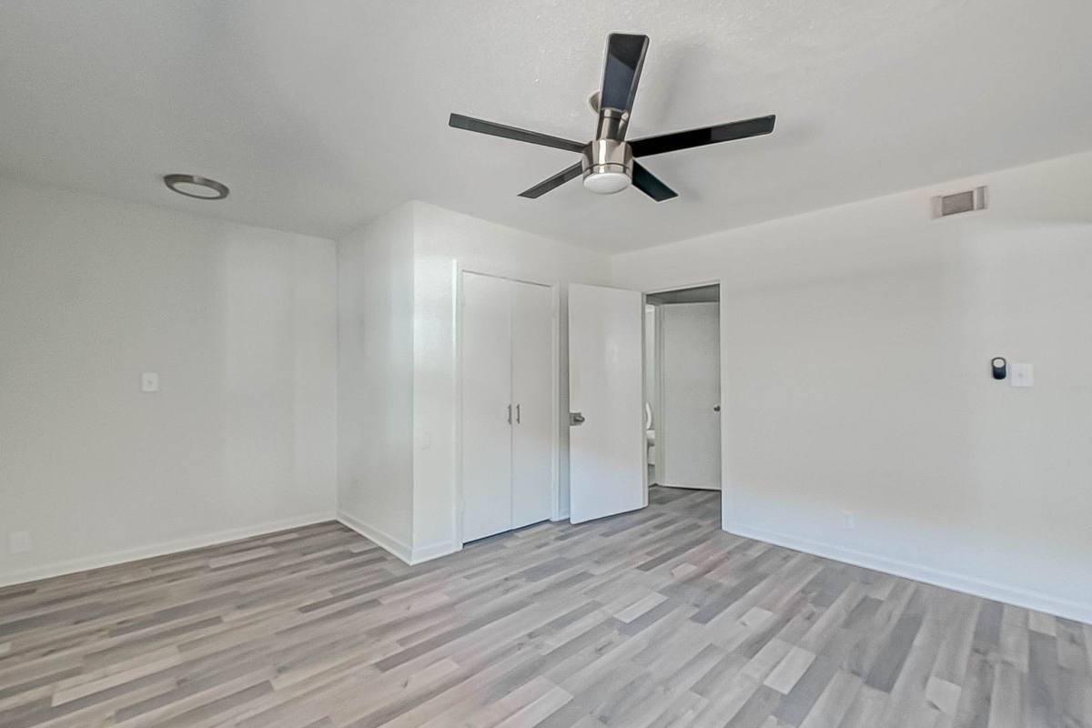 Apartment for rent at 2420 McDuffie St, Houston, TX 77019