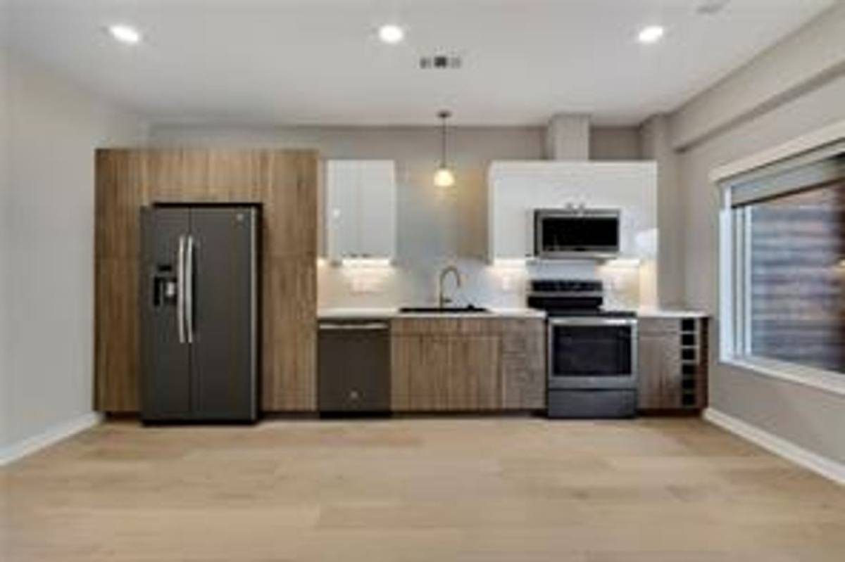 Condo for rent at 4361 S Congress, Austin, TX 78745