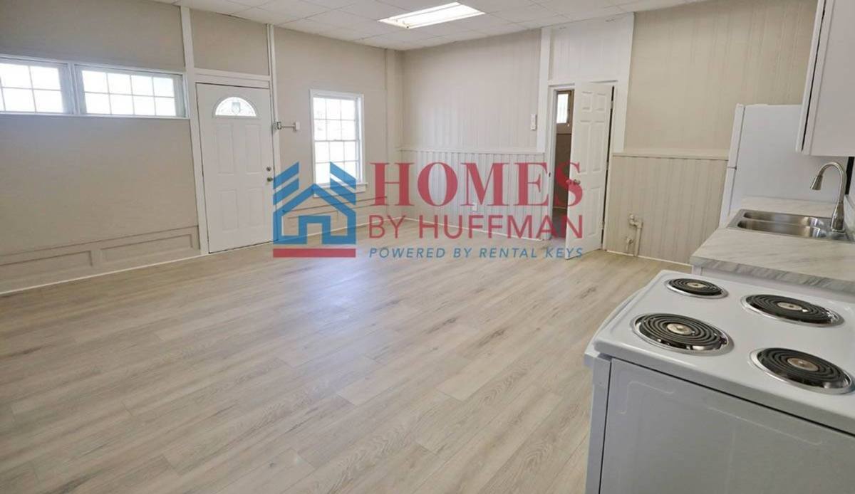 Apartment for rent at 1001 N Governor St, Evansville, IN 47711