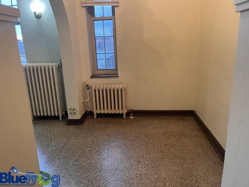 Apartment for rent at 425 S Monroe Ave #3E, Green Bay, WI 54301