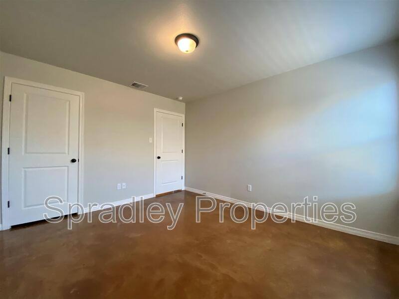 Apartment for rent at 204B Juniper Dr, Troy, TX 76579