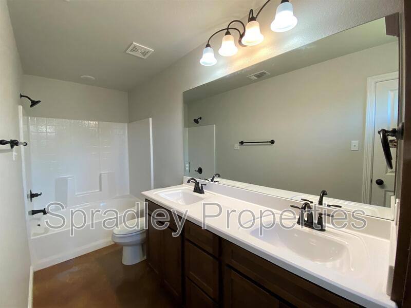 Apartment for rent at 204B Juniper Dr, Troy, TX 76579