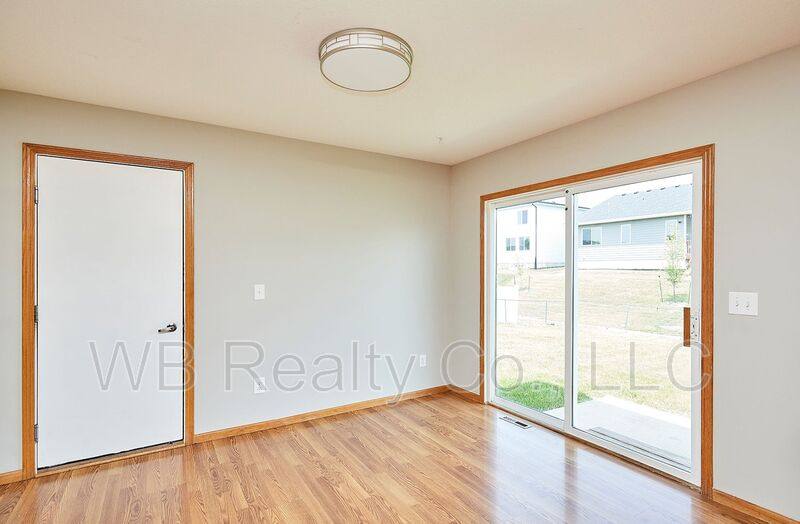 House for rent at 615 SE Prairie Park Lane, Waukee, IA 50263