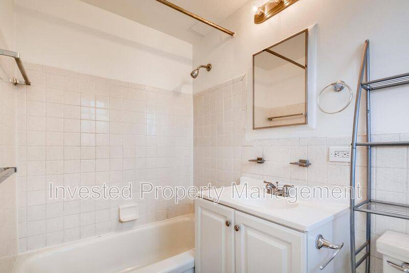 Apartment for rent at 257 E Powers Ave #3, Littleton, CO 80121