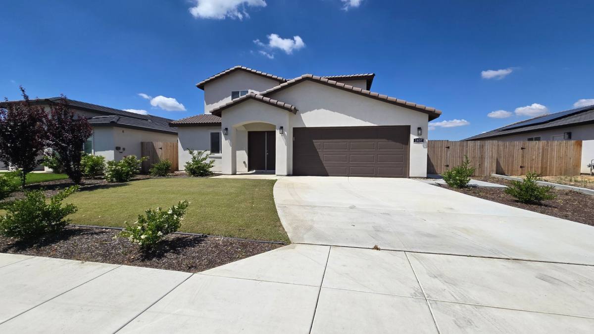 House for rent at 1837 Walnut Dr, Arvin, CA 93203