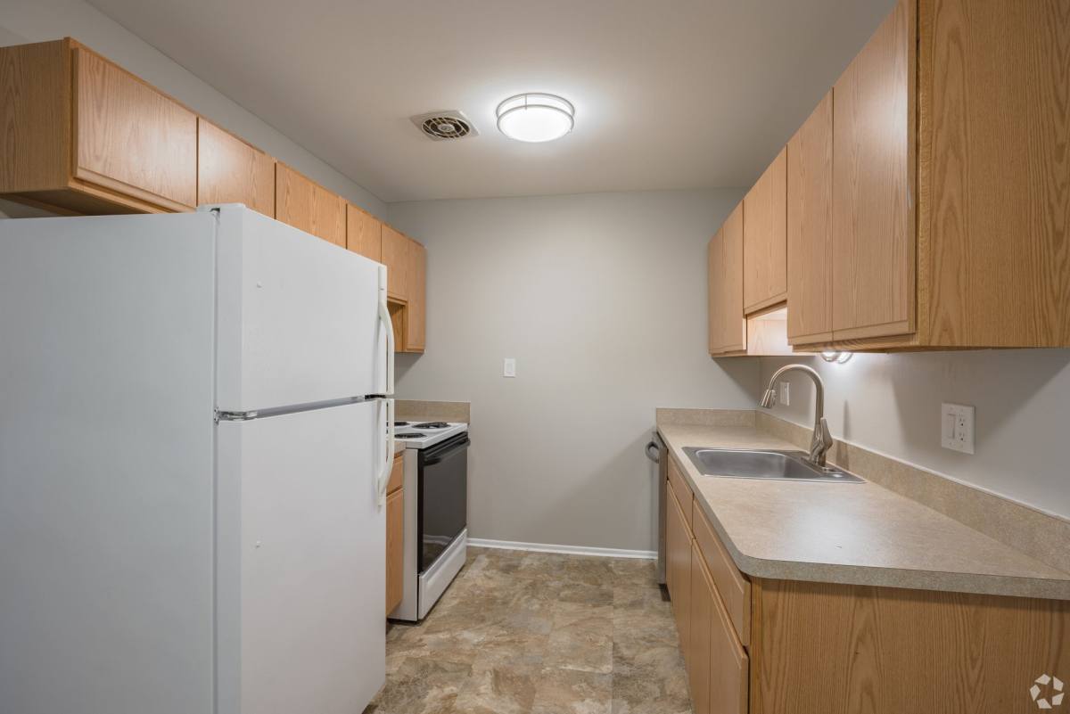 Apartment for rent at 2608 Galpin Ave, Royal Oak, MI 48073
