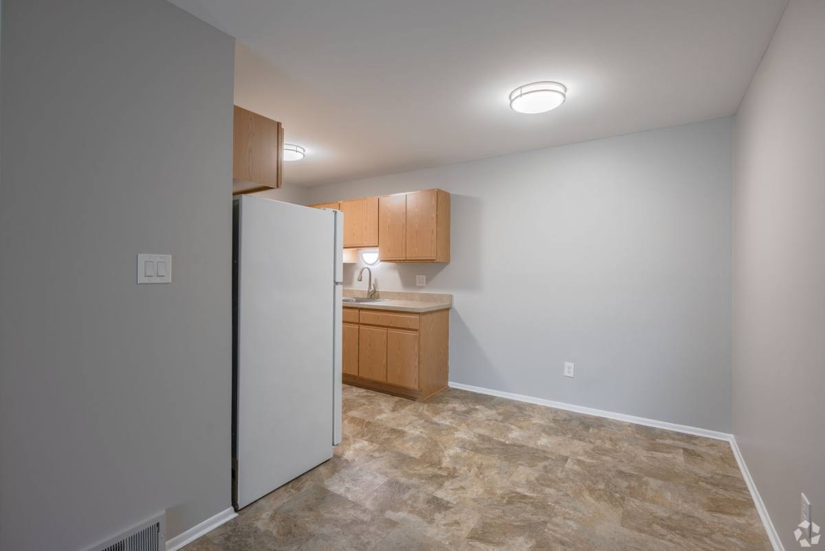 Apartment for rent at 2608 Galpin Ave, Royal Oak, MI 48073