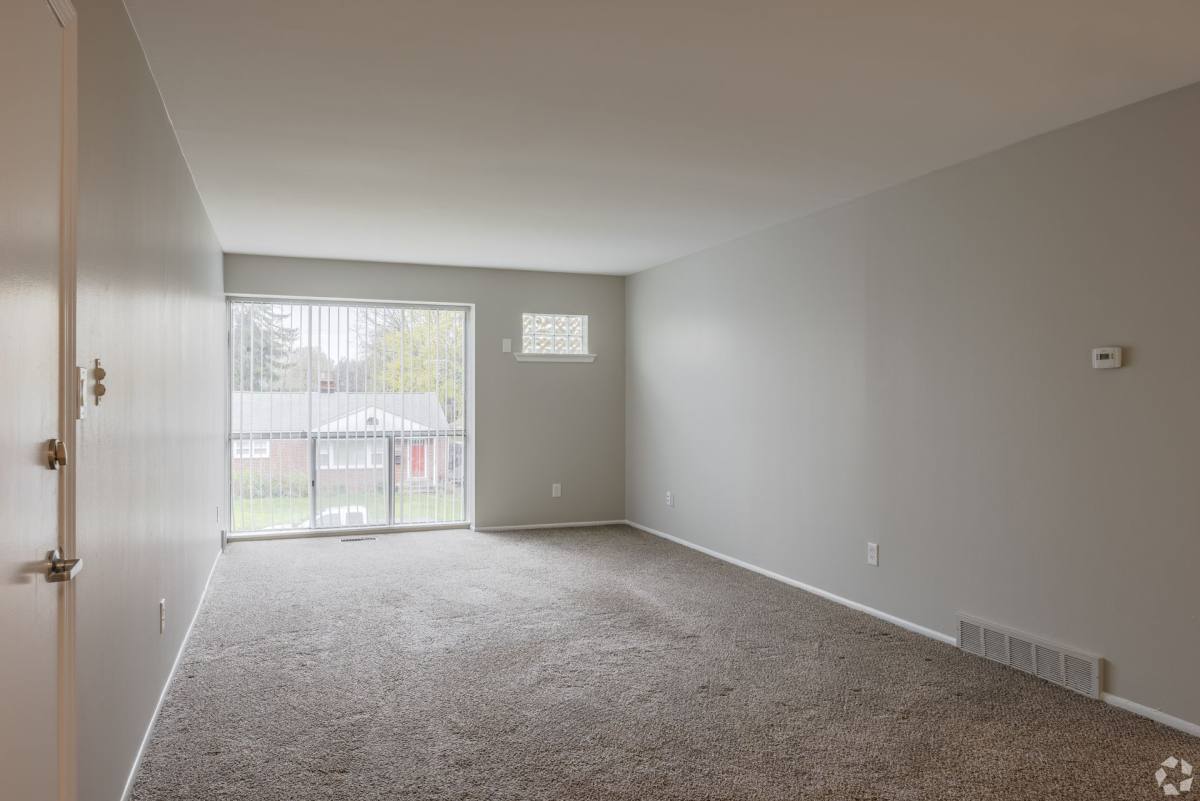 Apartment for rent at 2608 Galpin Ave, Royal Oak, MI 48073