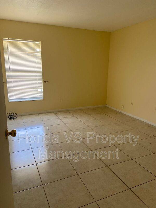 Apartment for rent at 925 W Oak Ridge Rd #C, Orlando, FL 32809