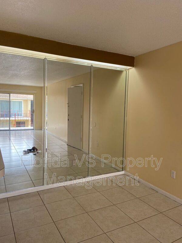 Apartment for rent at 925 W Oak Ridge Rd #C, Orlando, FL 32809