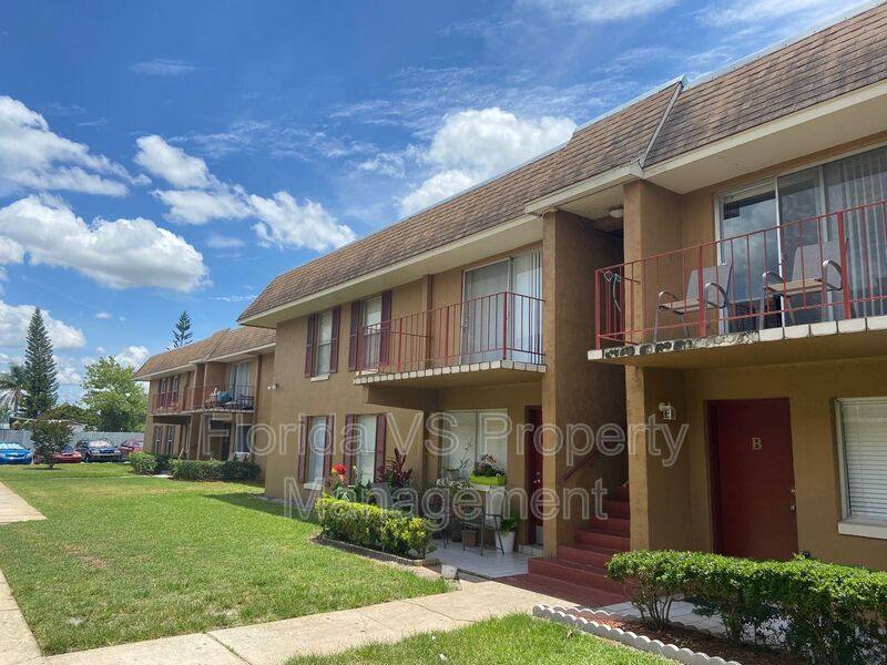 Apartment for rent at 925 W Oak Ridge Rd #C, Orlando, FL 32809