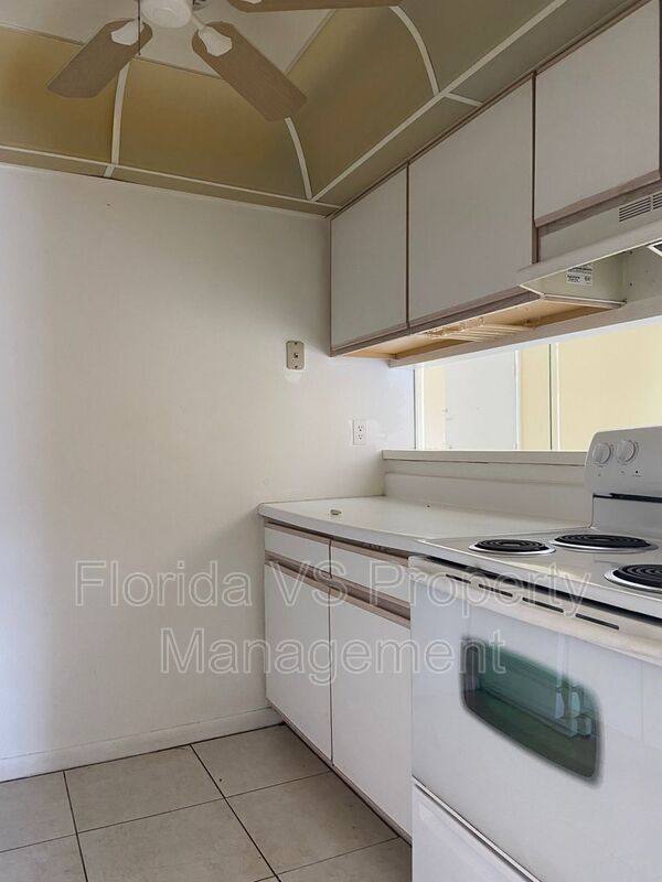 Apartment for rent at 925 W Oak Ridge Rd #C, Orlando, FL 32809