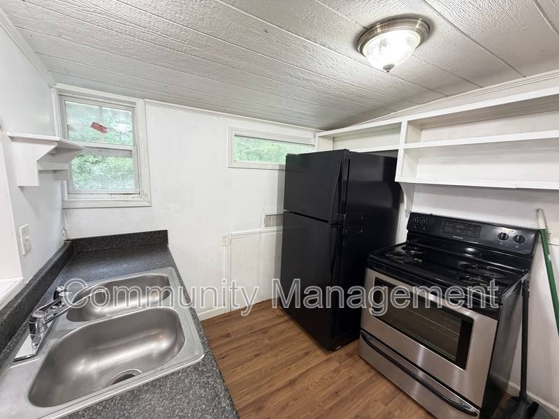 Apartment for rent at 18819 Greenwell Springs Rd #D4, Greenwell Springs, LA 70739