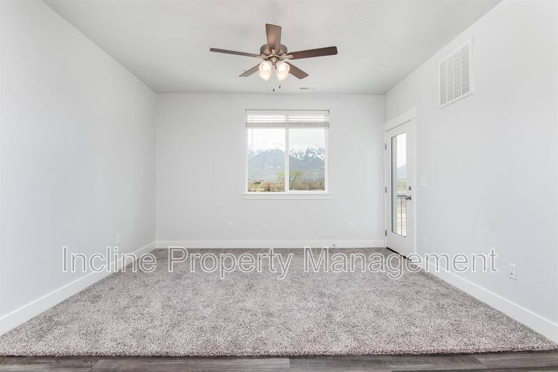 Condo for rent at 772 N 260 W, Orem, UT 84057