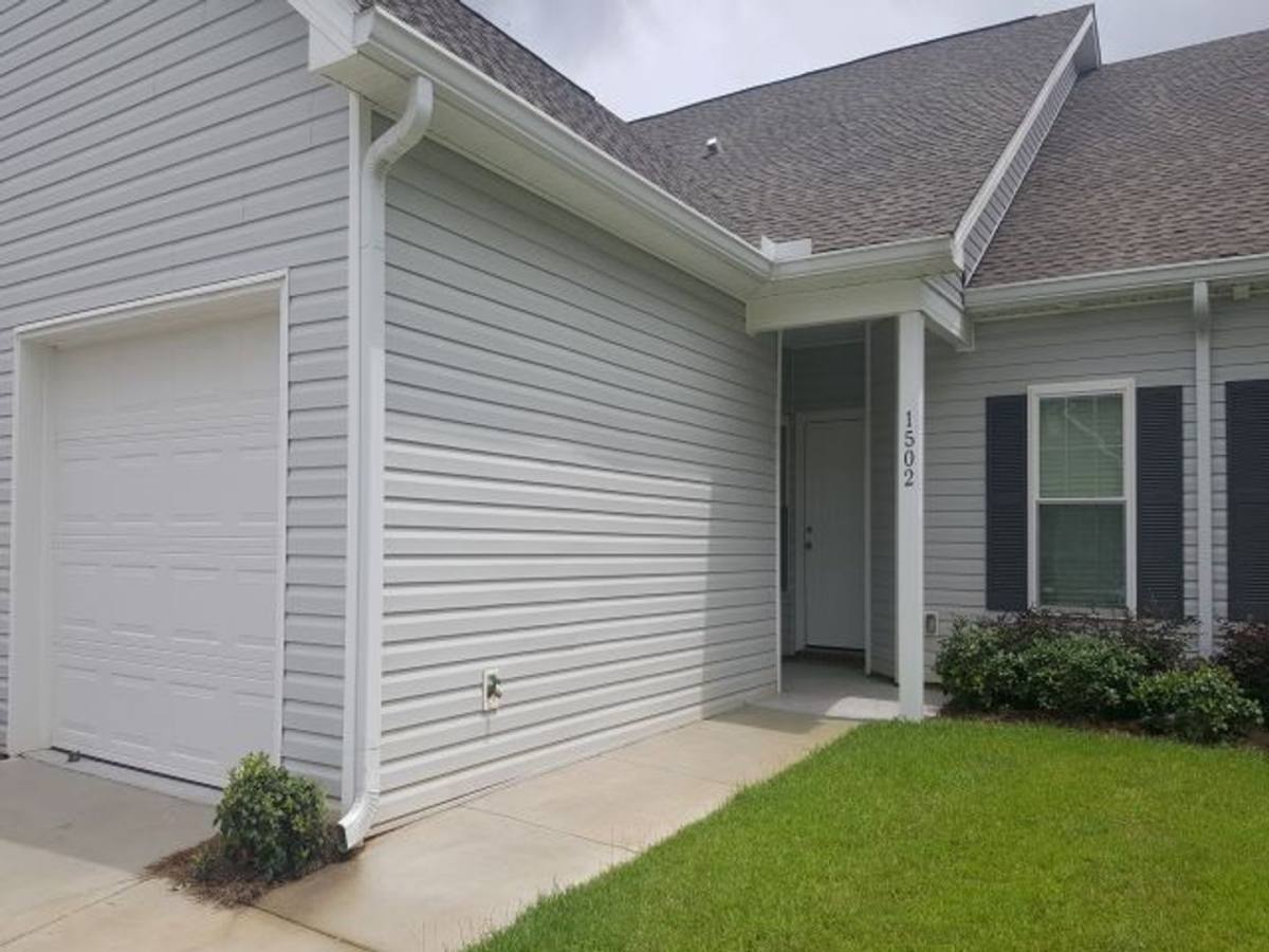 Condo for rent at 2651 S Juniper St, Foley, AL 36535