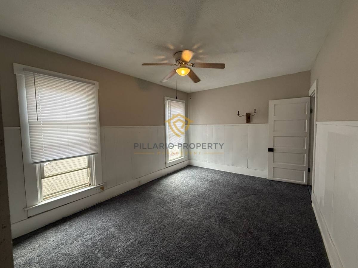 Apartment for rent at 209-211 N 16th St, Richmond, IN 47374
