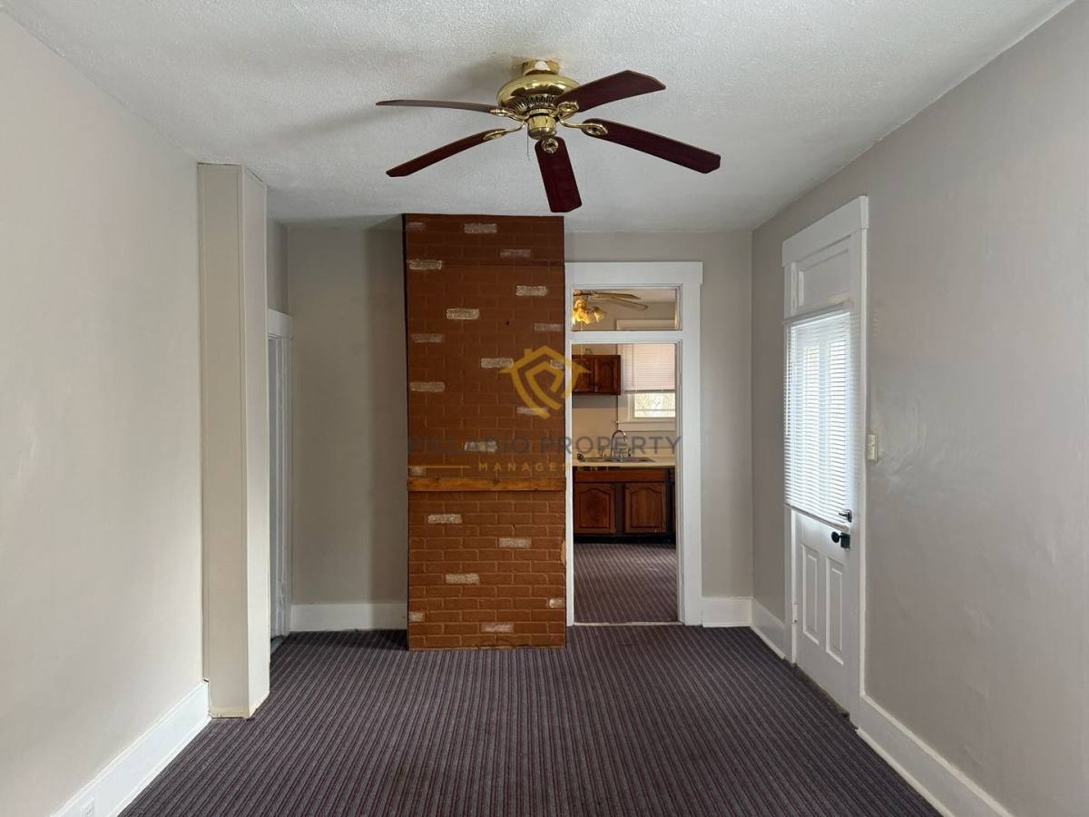 Apartment for rent at 209-211 N 16th St, Richmond, IN 47374