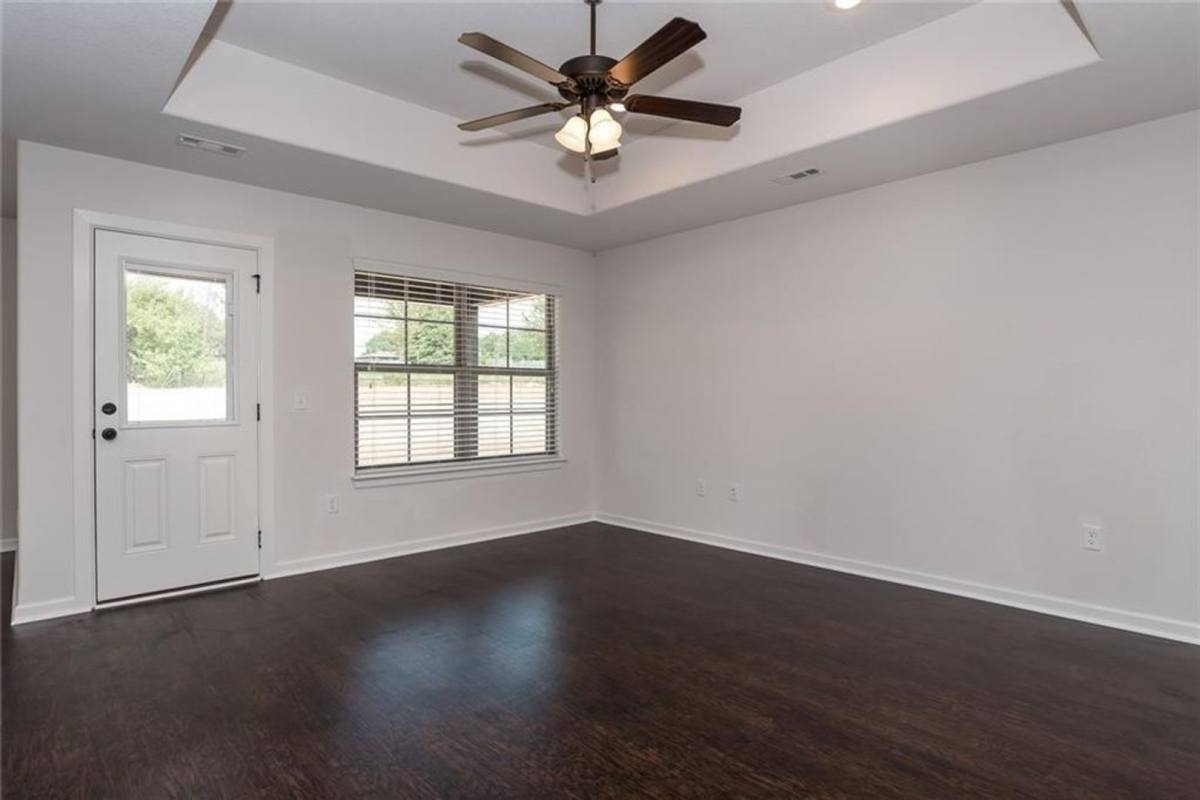 House for rent at 105 N Lion Dr, Gravette, AR 72736