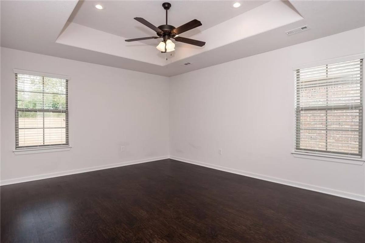 House for rent at 105 N Lion Dr, Gravette, AR 72736