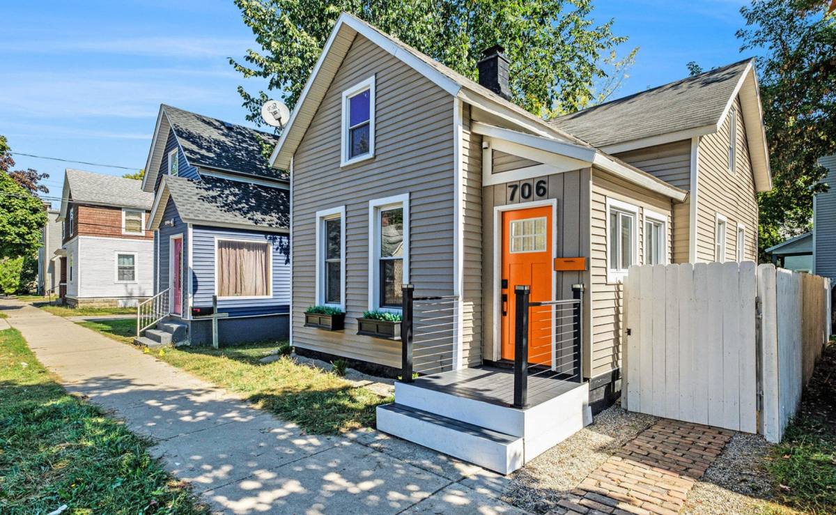 House for rent at 706 Alpine Ave NW, Grand Rapids, MI 49504