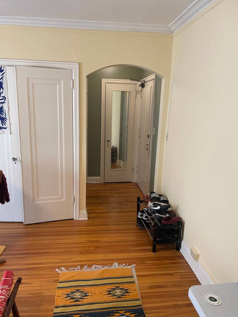 Apartment for rent at 2115 Blaisdell Ave, Minneapolis, MN 55404