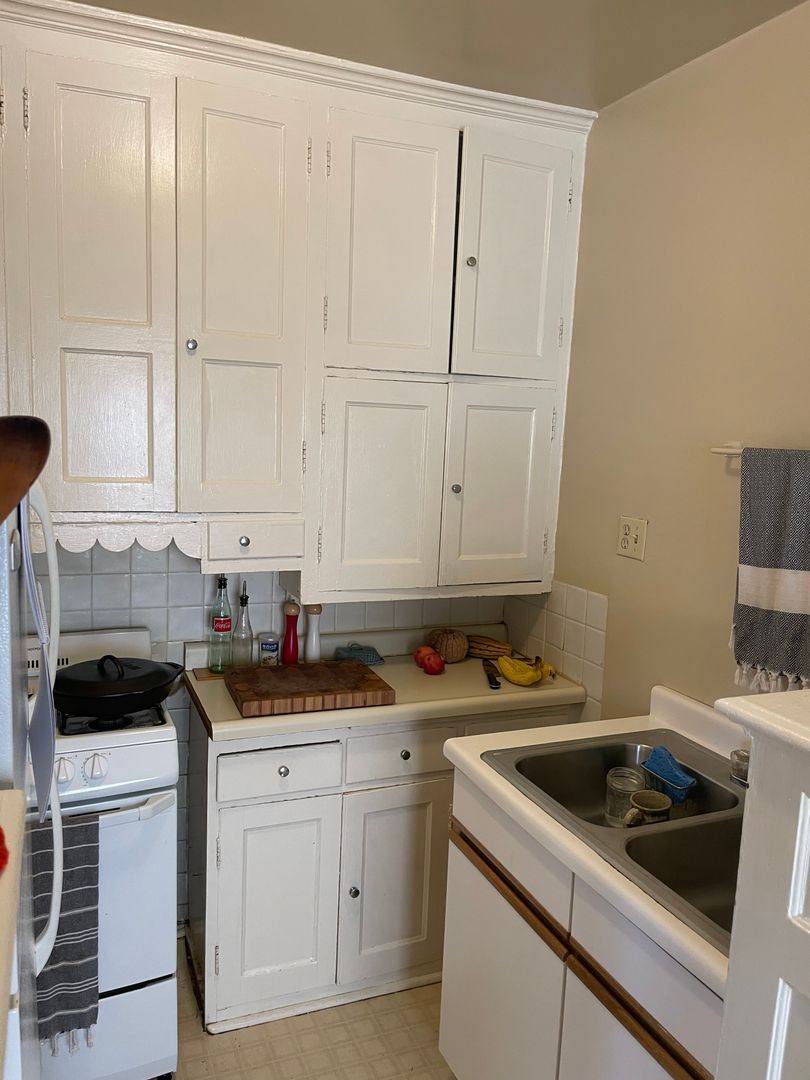 Apartment for rent at 2115 Blaisdell Ave, Minneapolis, MN 55404
