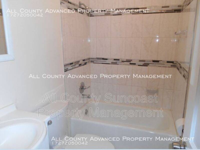 House for rent at 905 Lotus Path, Clearwater, FL 33756