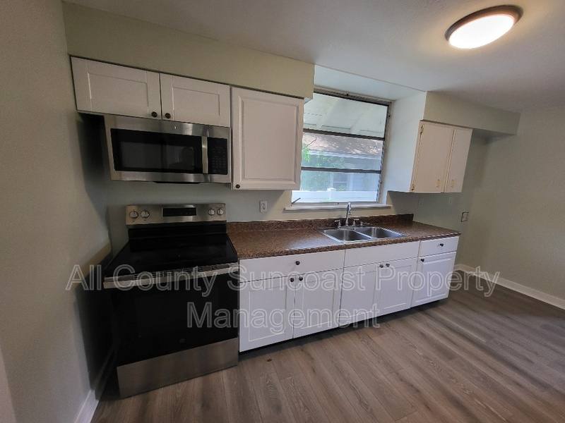 House for rent at 905 Lotus Path, Clearwater, FL 33756