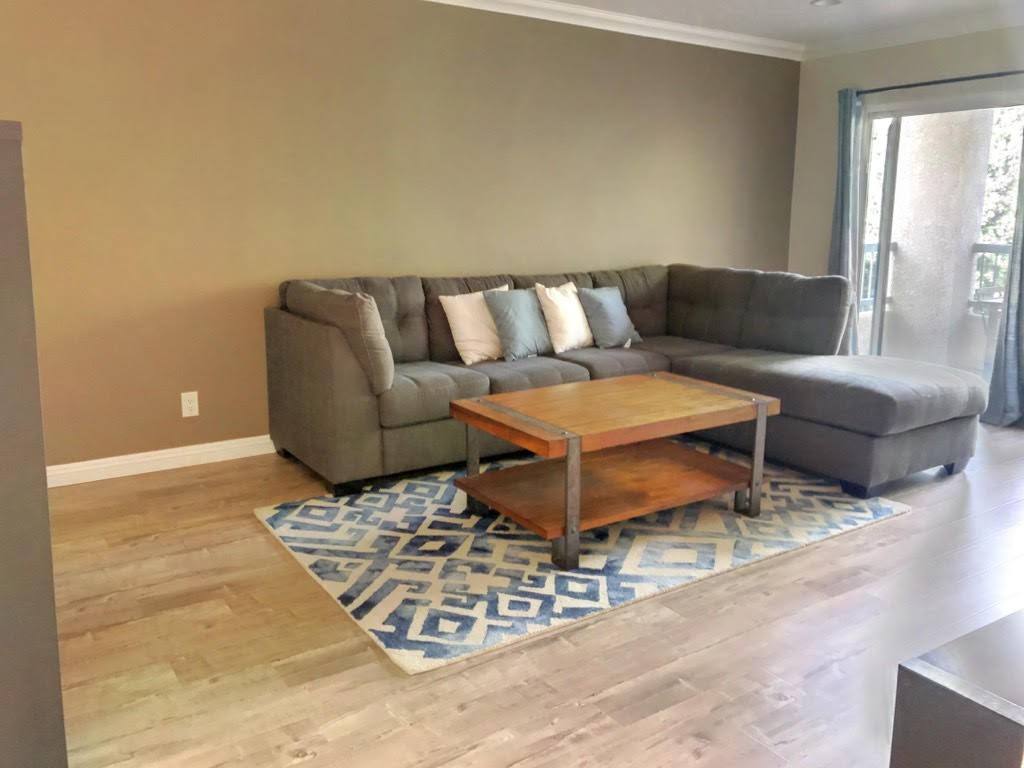 Condo for rent at 18307 Burbank Blvd, Tarzana, CA 91356