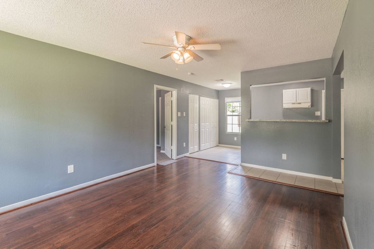 House for rent at 5407 Thrush Dr, Houston, TX 77033