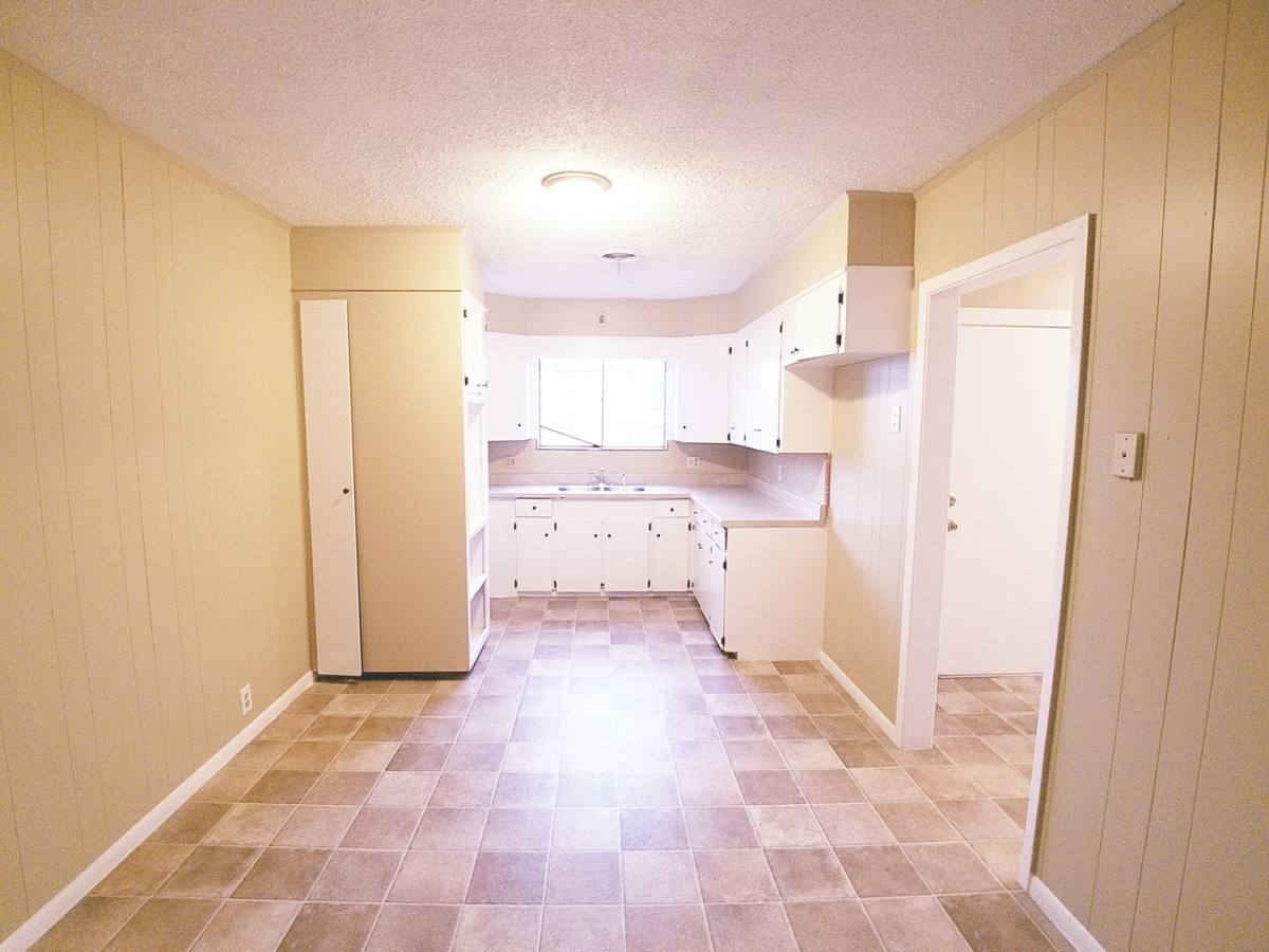 House for rent at 203 Beatrice St, La Marque, TX 77568