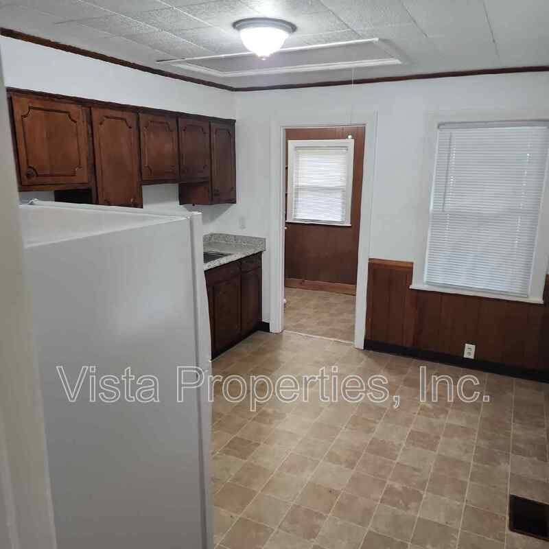 House for rent at 1015 Camden Ave, Louisville, KY 40215