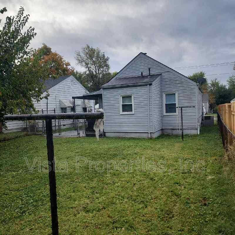 House for rent at 1015 Camden Ave, Louisville, KY 40215