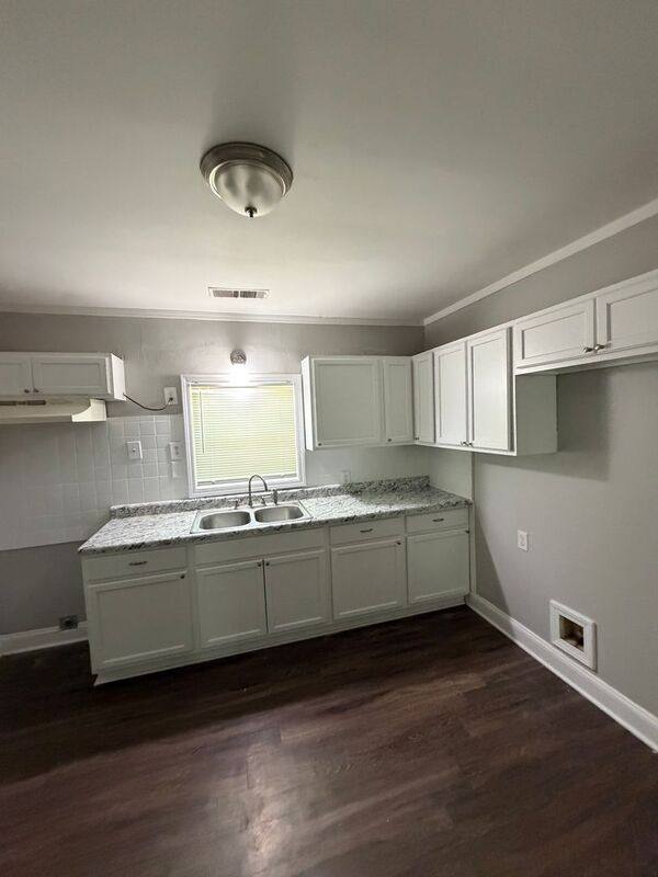 House for rent at 3620 Townes Ave, Memphis, TN 38122