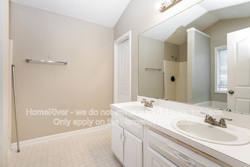 House for rent at 11084 Knotty Pine Place, Hampton, GA 30228