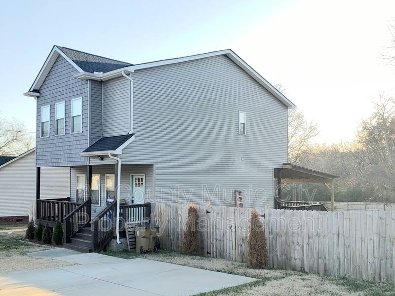 House for rent at 4064 Cedar Circle, Nashville, TN 37218