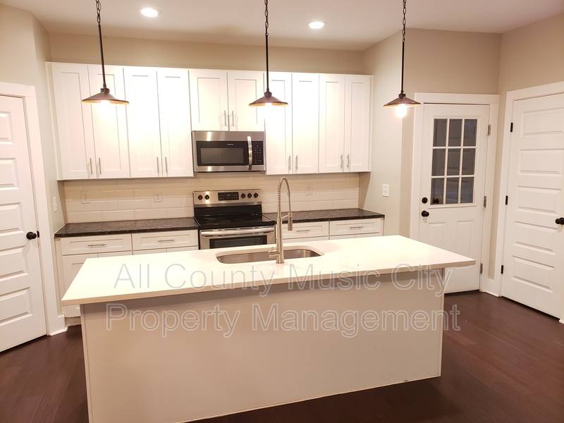 House for rent at 4064 Cedar Circle, Nashville, TN 37218