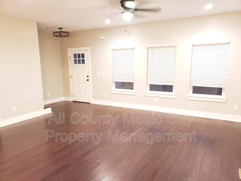 House for rent at 4064 Cedar Circle, Nashville, TN 37218