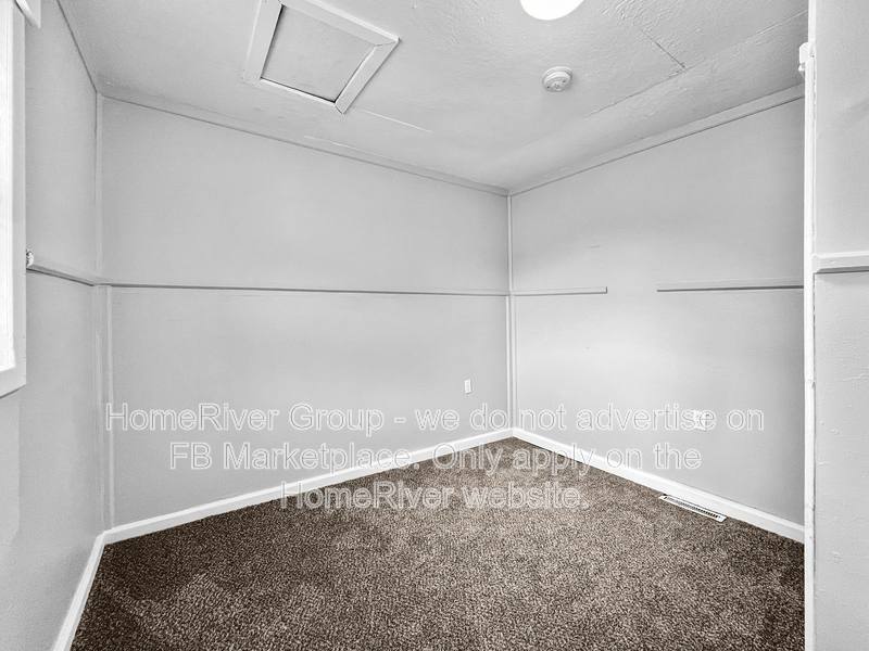 House for rent at 2304 Walnut St, Higginsville, MO 64037