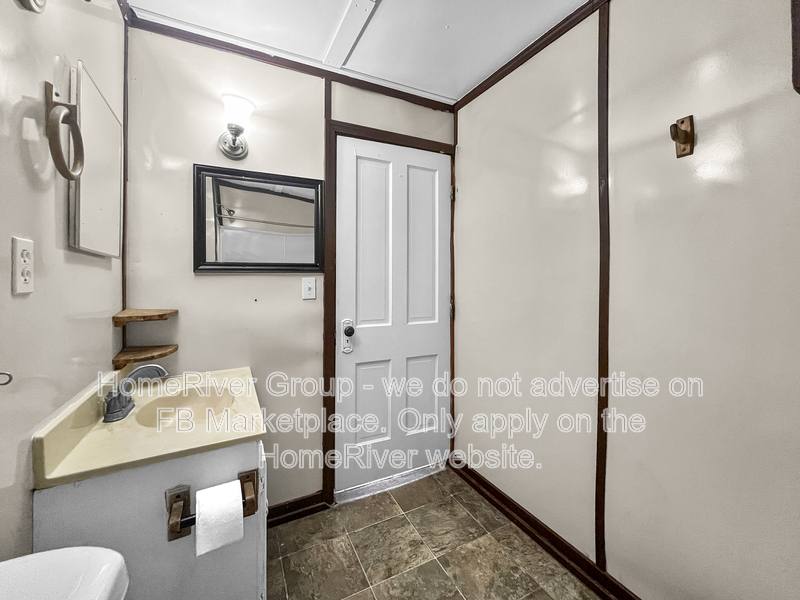 House for rent at 2304 Walnut St, Higginsville, MO 64037